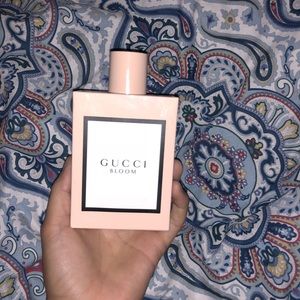 Gucci Bloom perfume